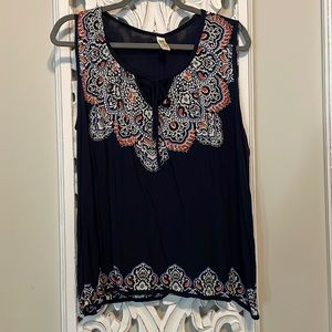 Sleeveless blouse